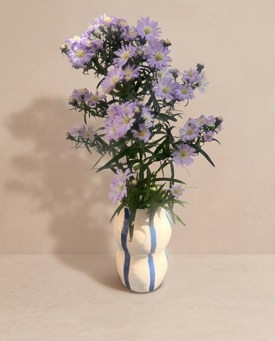 Vase rayé bleu ceramic home